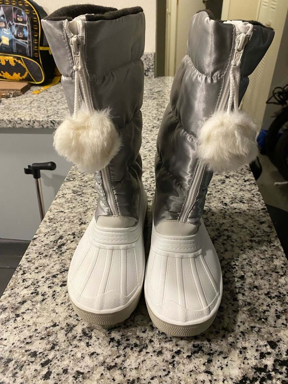 Pajar Canada Silver Quilted Waterproof Winter Boots Women's Size 7L (EU 37)
